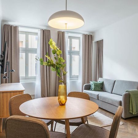 Limehome Prague Halkova Ngoại thất bức ảnh