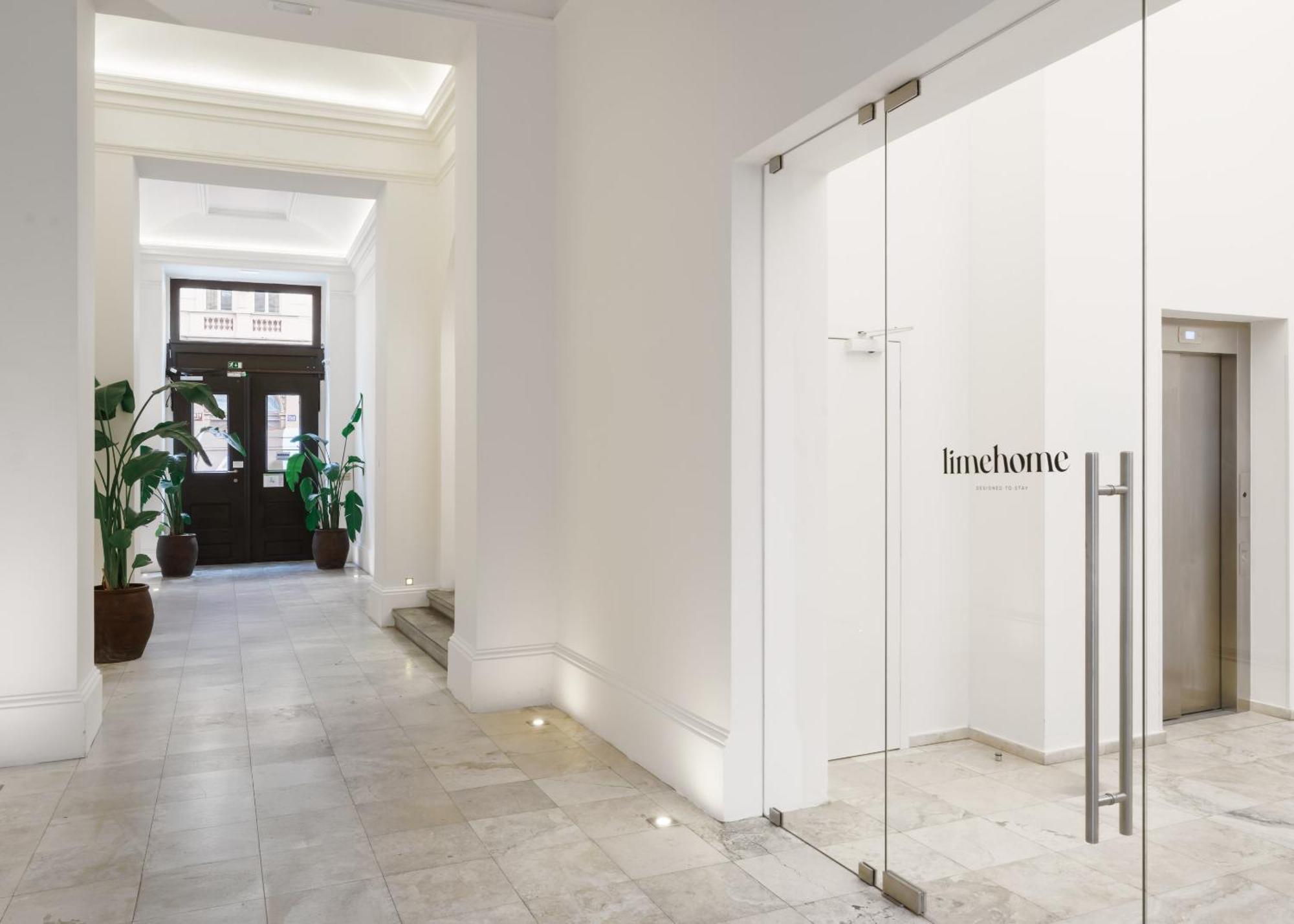 Limehome Prague Halkova Ngoại thất bức ảnh