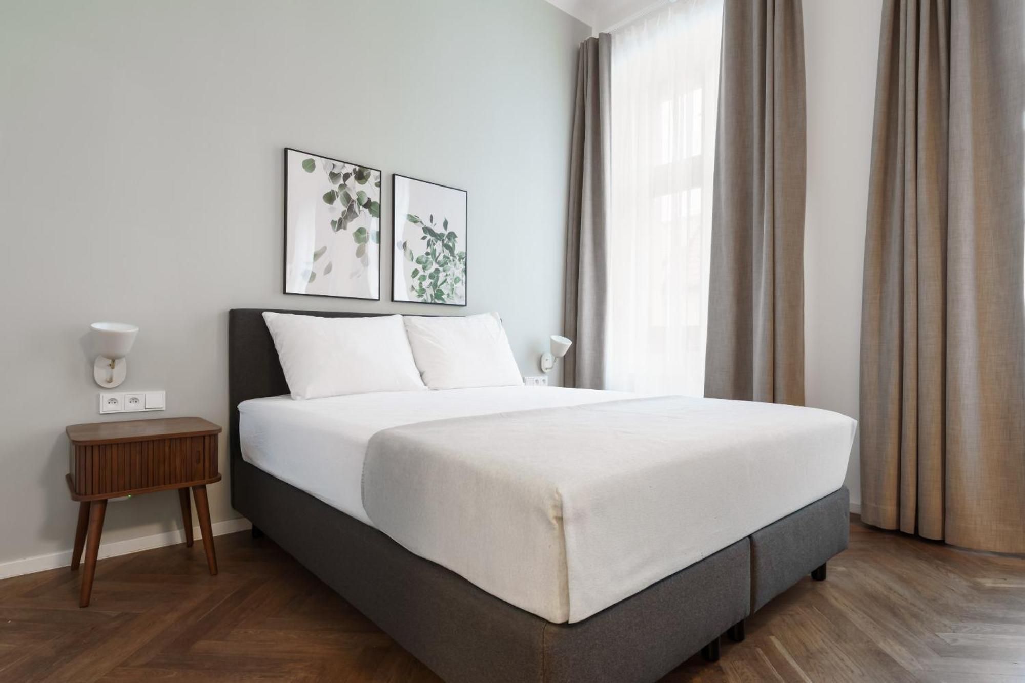 Limehome Prague Halkova Ngoại thất bức ảnh