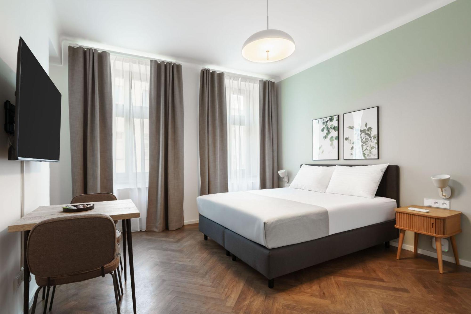 Limehome Prague Halkova Ngoại thất bức ảnh